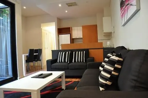 Rnr Sturt Holiday Home Adelaide Apartment
