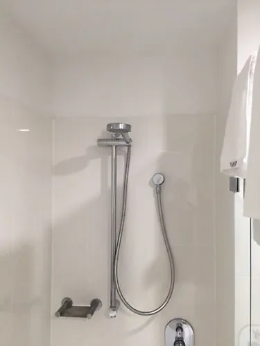 Rnr Sturt Holiday Home Adelaide